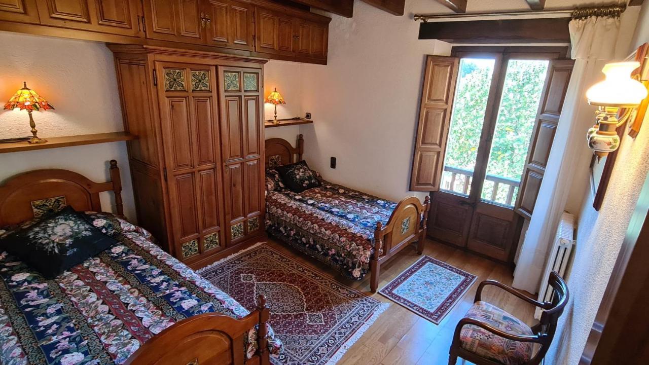 Can Vila Rupit i Pruit Extérieur photo