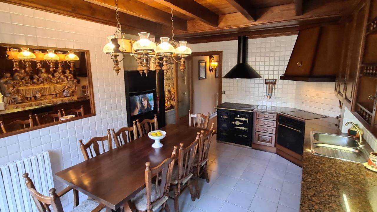 Can Vila Rupit i Pruit Extérieur photo