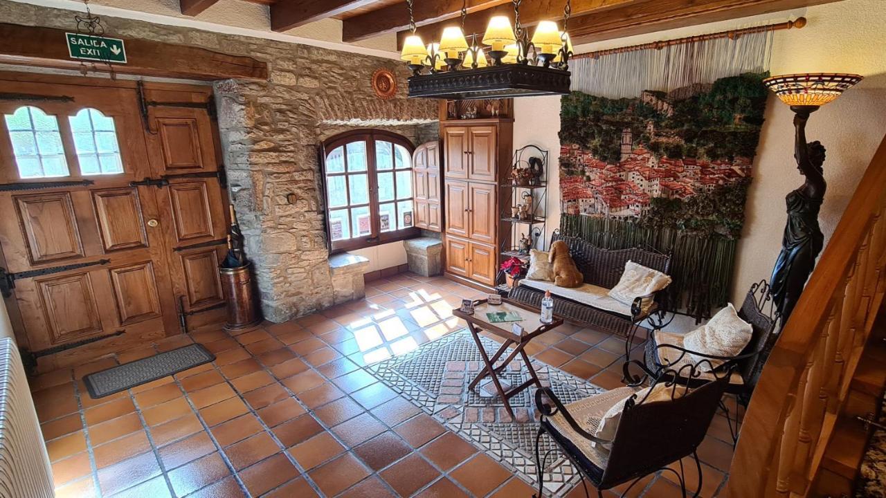 Can Vila Rupit i Pruit Extérieur photo